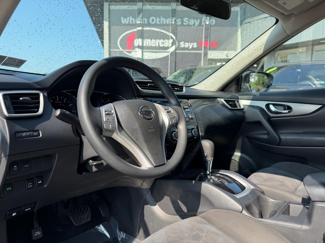 Nissan Rogue AWD 4dr SV 2016
