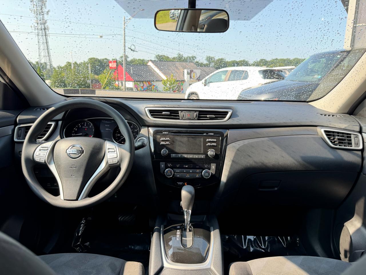 Nissan Rogue AWD 4dr SV 2016