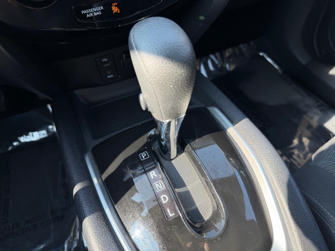 Nissan Rogue AWD 4dr SV 2016