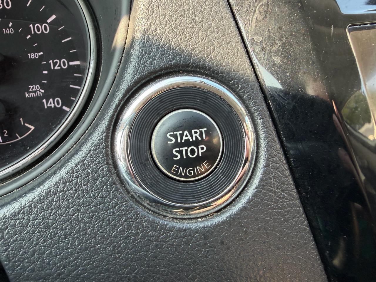 Nissan Rogue AWD 4dr SV 2016