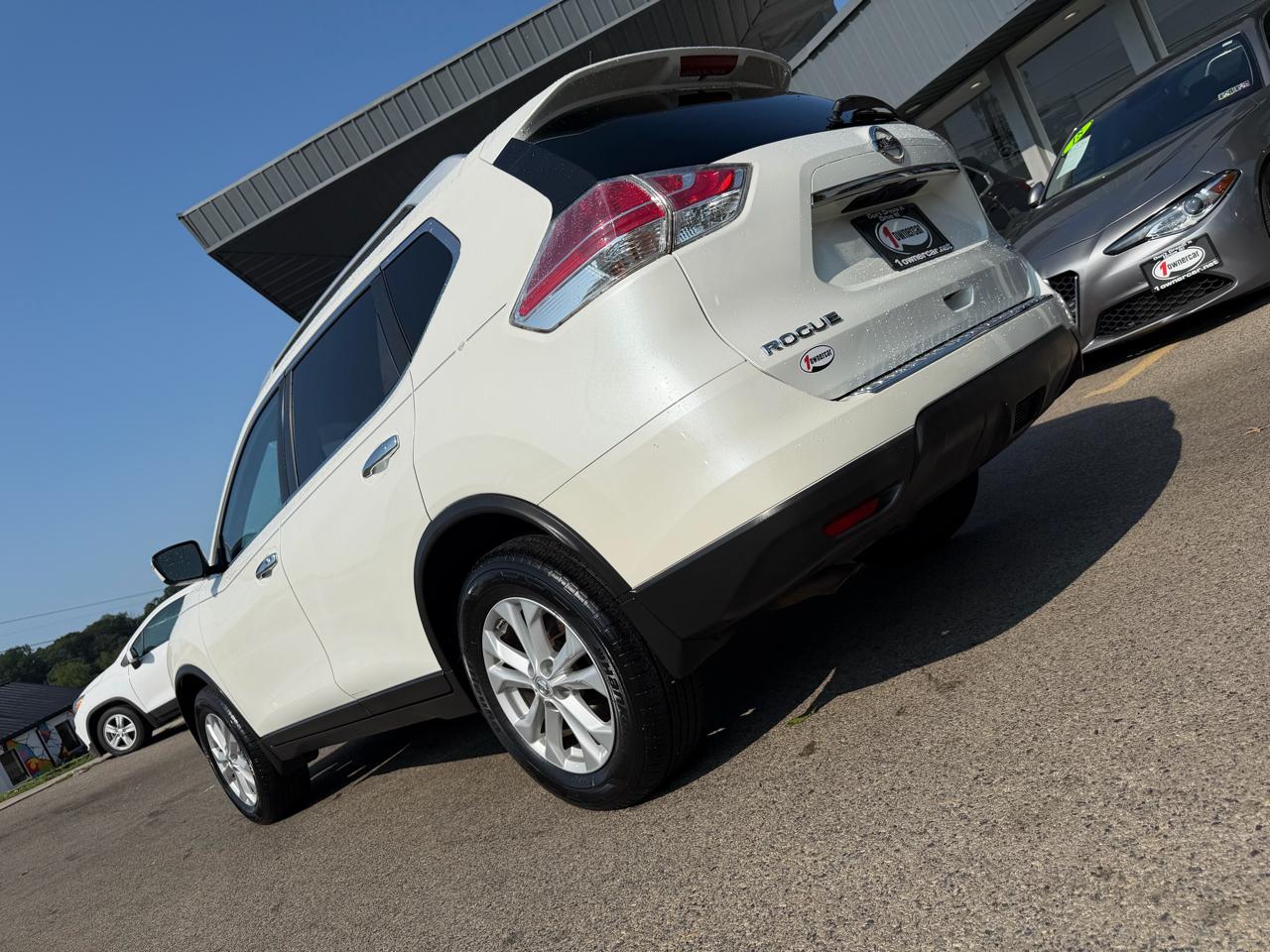 Nissan Rogue AWD 4dr SV 2016