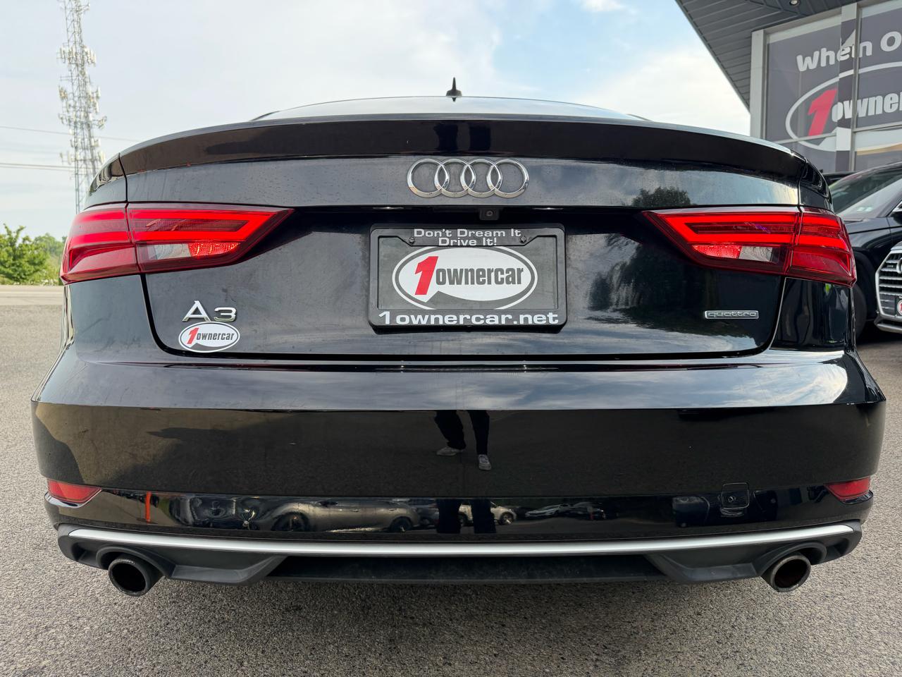 Audi A3 Sedan Premium 45 TFSI quattro 2019