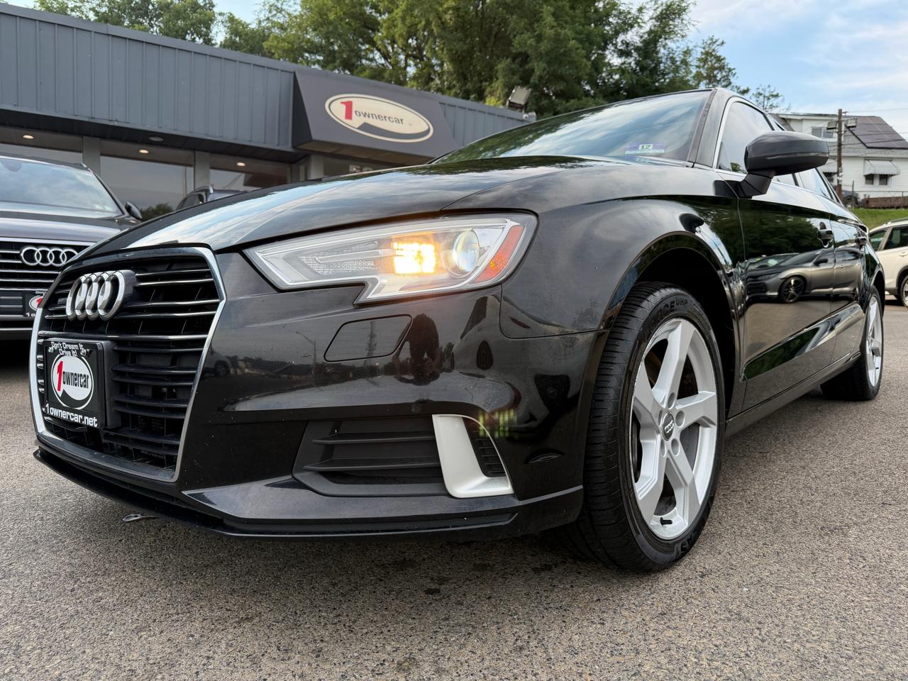 Audi A3 Sedan Premium 45 TFSI quattro 2019