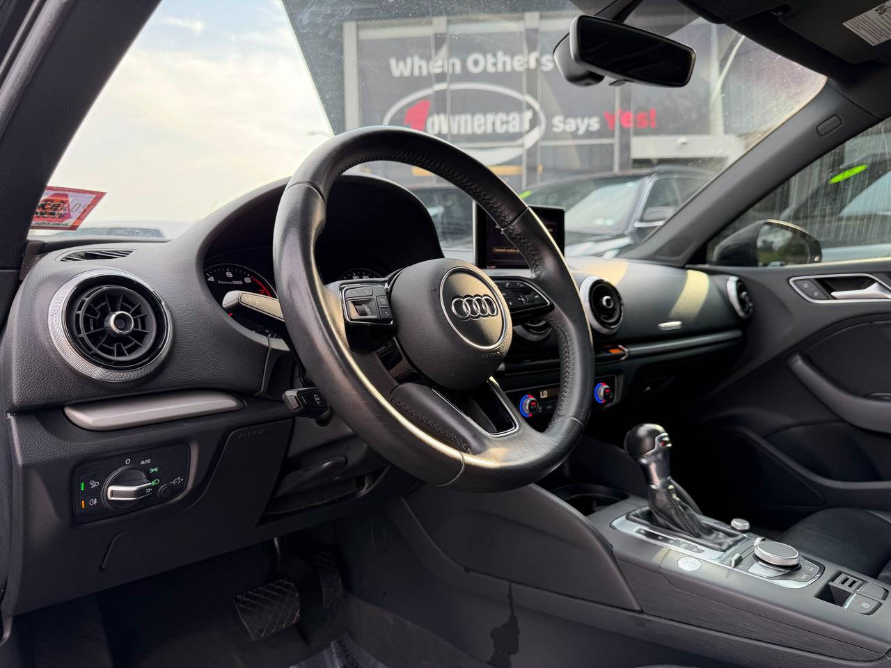 Audi A3 Sedan Premium 45 TFSI quattro 2019