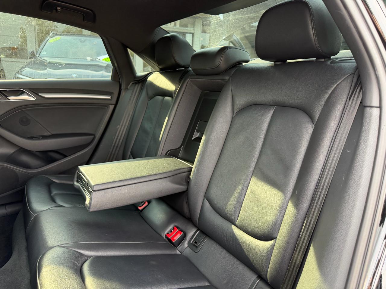 Audi A3 Sedan Premium 45 TFSI quattro 2019