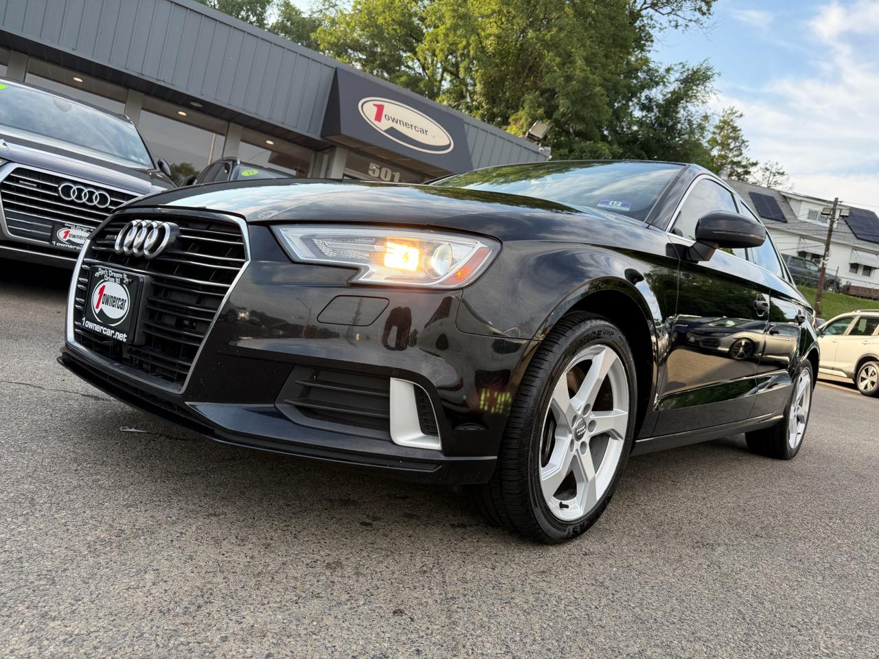Audi A3 Sedan Premium 45 TFSI quattro 2019