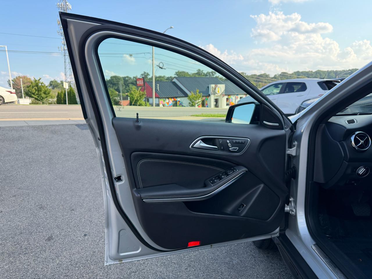 Mercedes-Benz GLA GLA 250 4MATIC SUV 2020
