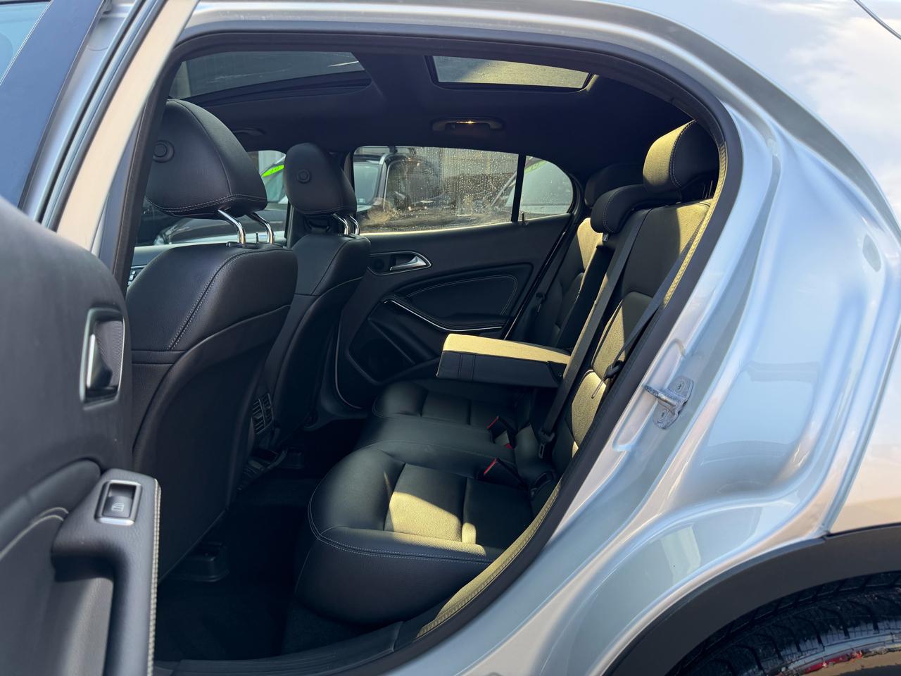 Mercedes-Benz GLA GLA 250 4MATIC SUV 2020