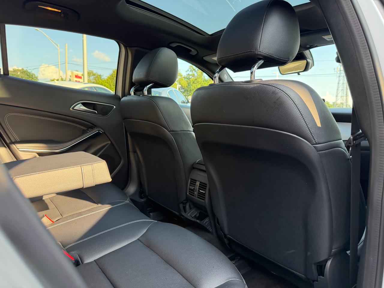 Mercedes-Benz GLA GLA 250 4MATIC SUV 2020