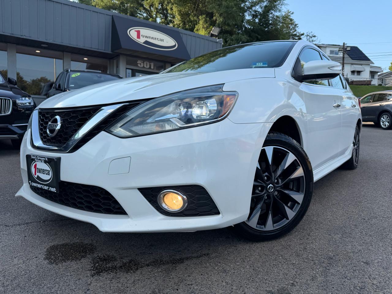 Nissan Sentra 4dr Sdn I4 CVT SR 2016