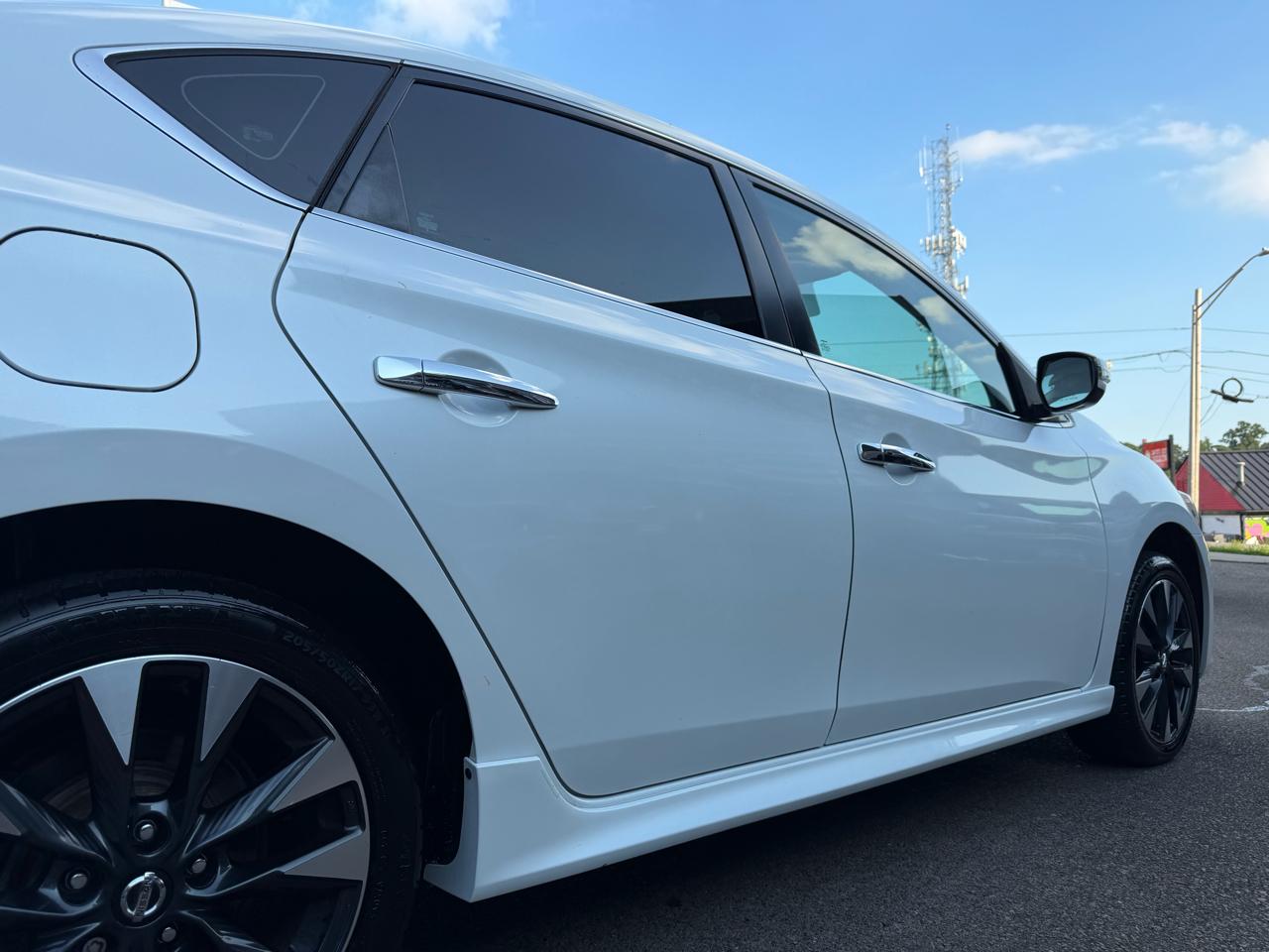 Nissan Sentra 4dr Sdn I4 CVT SR 2016