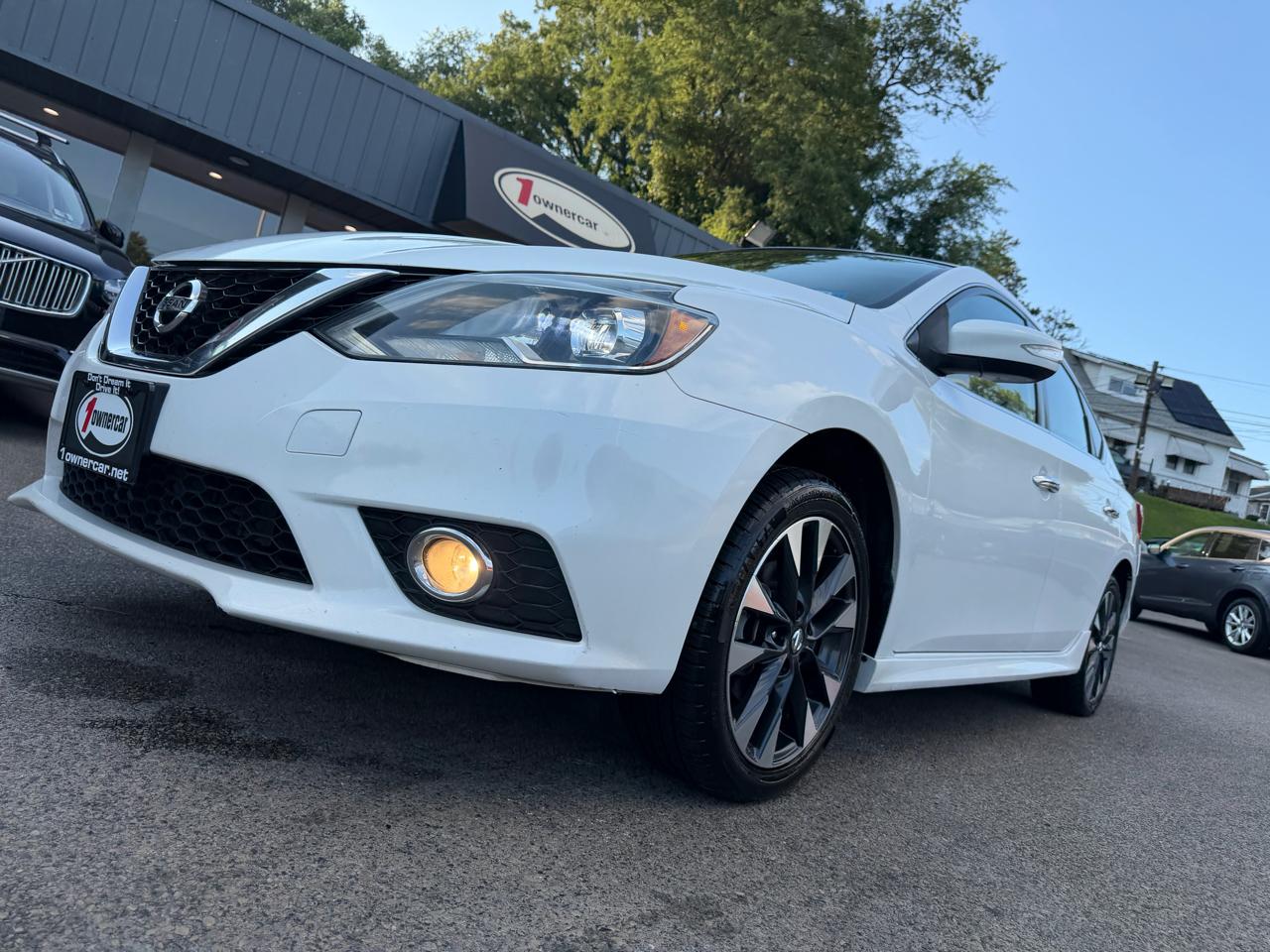 Nissan Sentra 4dr Sdn I4 CVT SR 2016