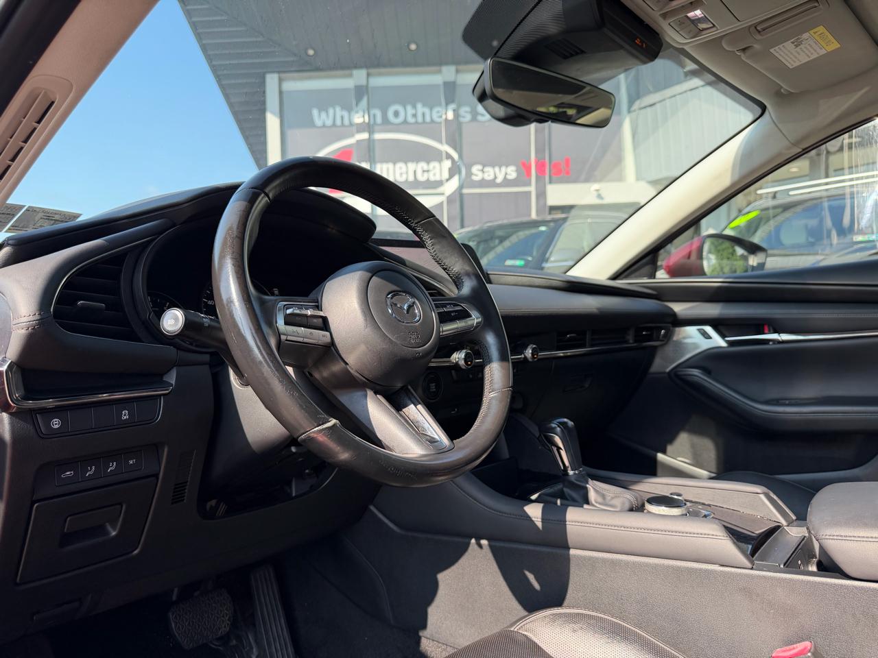 Mazda Mazda3 Sedan FWD w/Premium Pkg 2019