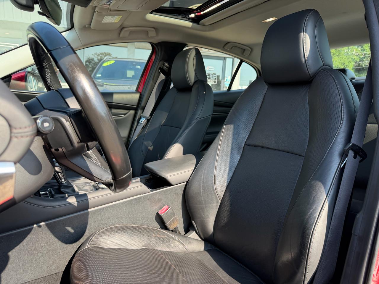 Mazda Mazda3 Sedan FWD w/Premium Pkg 2019