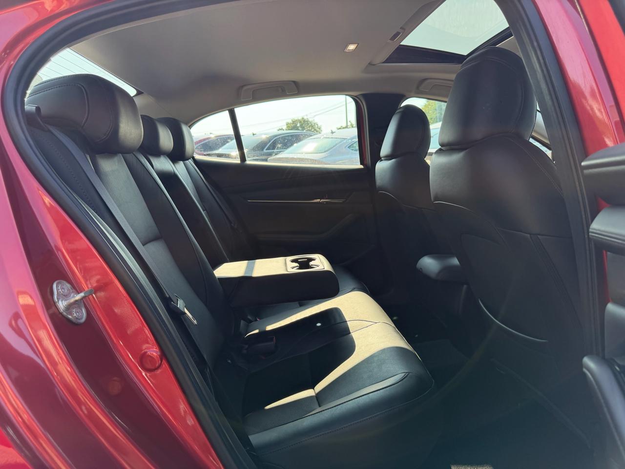 Mazda Mazda3 Sedan FWD w/Premium Pkg 2019