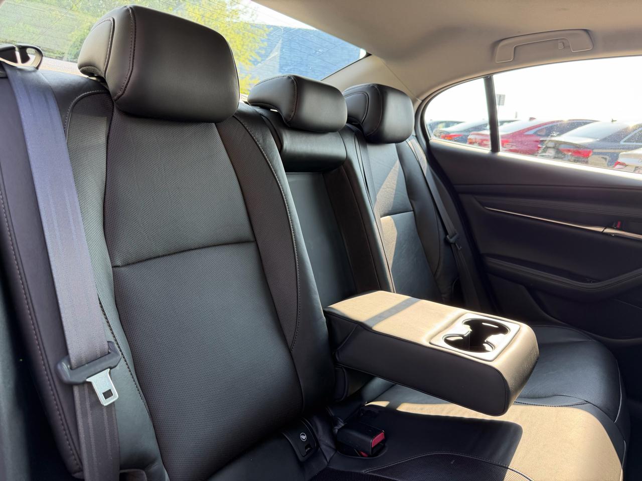 Mazda Mazda3 Sedan FWD w/Premium Pkg 2019