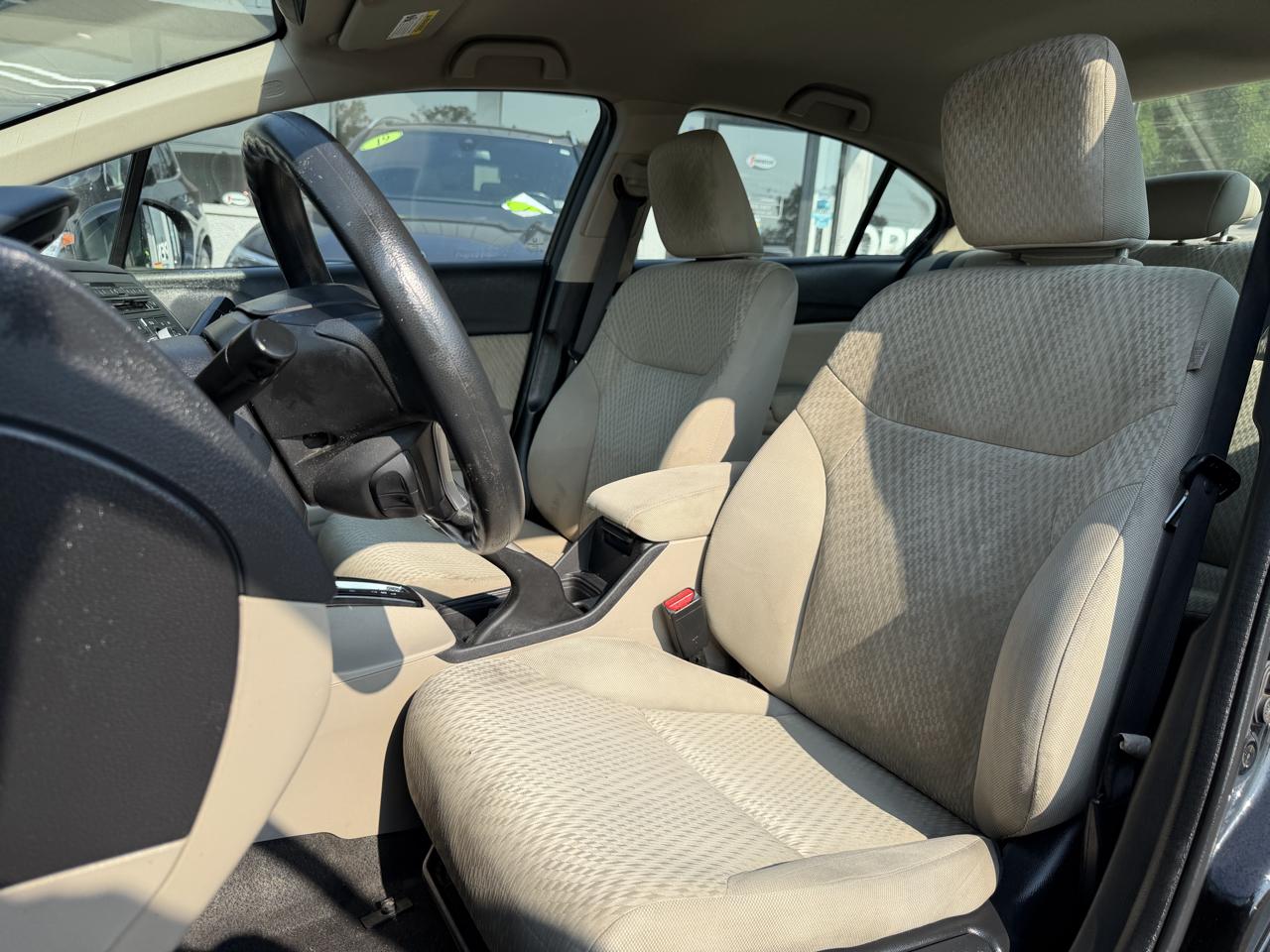 Honda Civic Sedan 4dr CVT LX 2015