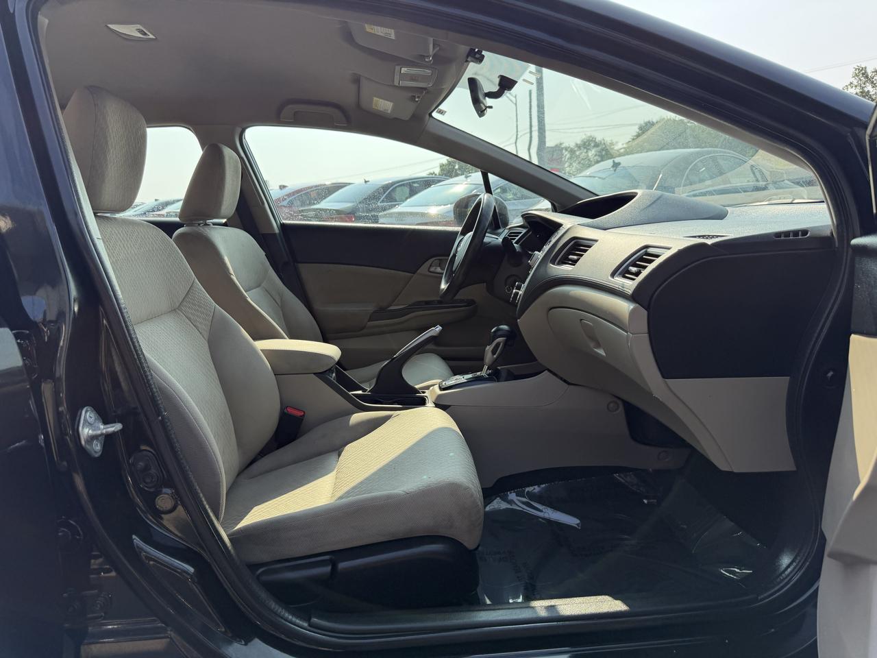 Honda Civic Sedan 4dr CVT LX 2015