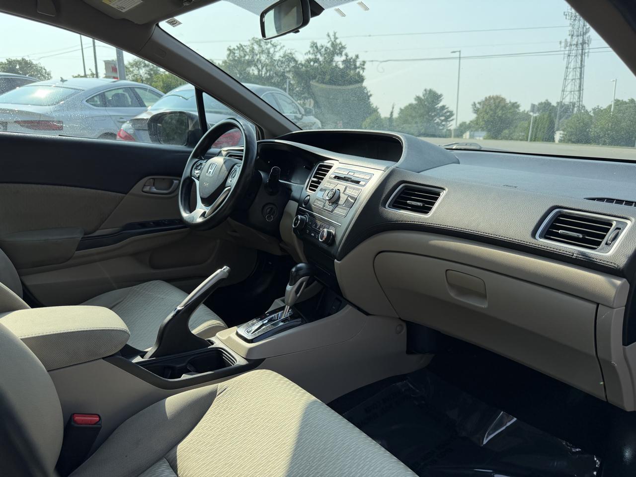 Honda Civic Sedan 4dr CVT LX 2015