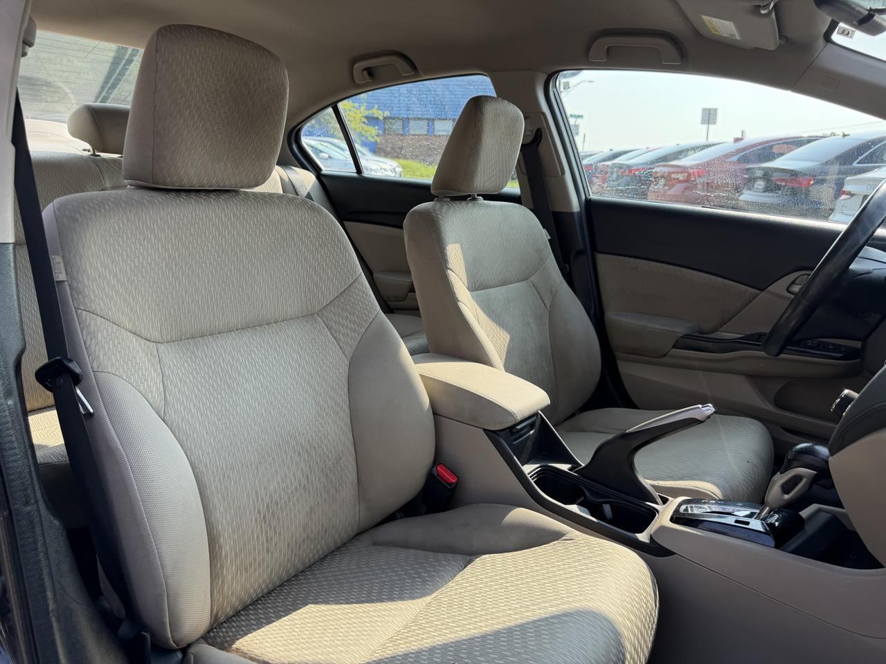 Honda Civic Sedan 4dr CVT LX 2015