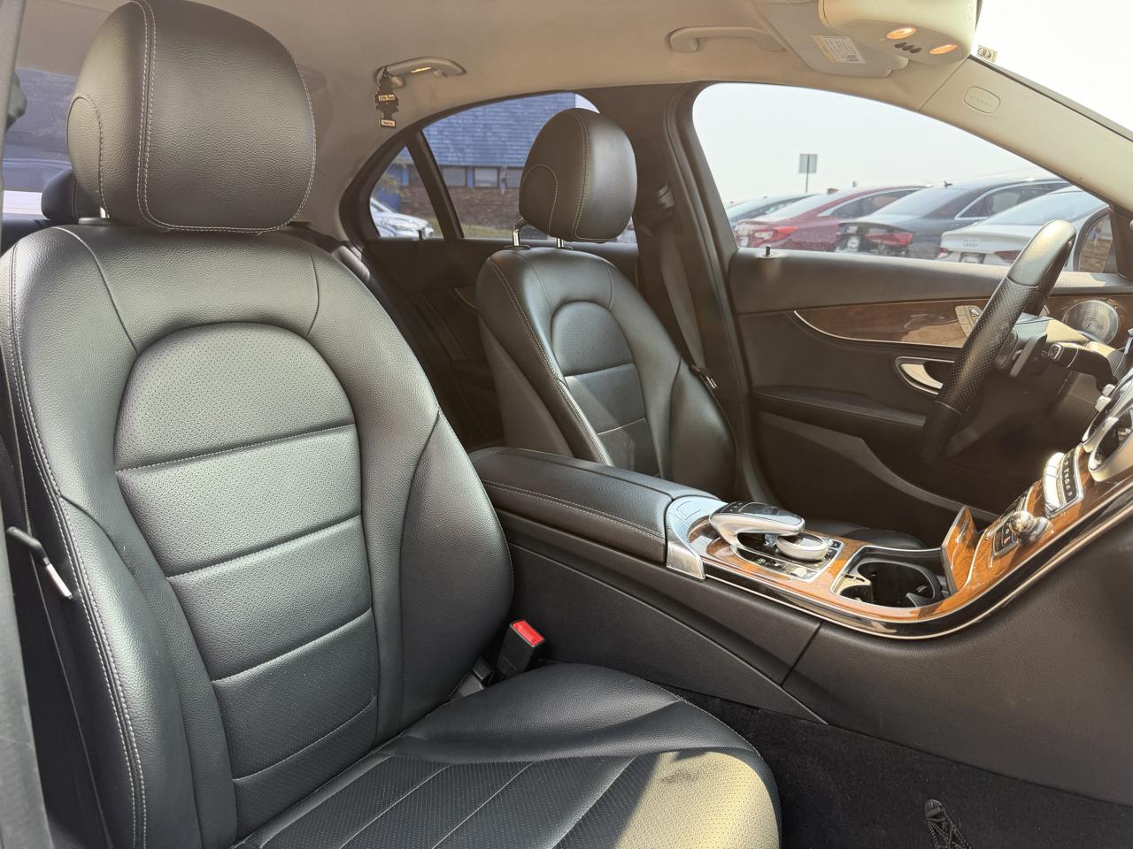 Mercedes-Benz C-Class 4dr Sdn C 300 4MATIC 2015
