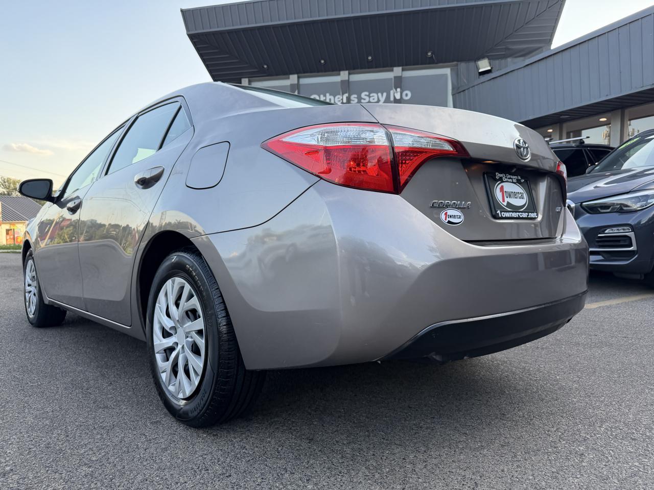 Toyota Corolla 4dr Sdn CVT S w/Special Edition Pkg (Natl) 2016