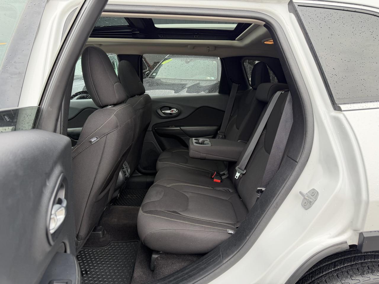 Jeep Cherokee 4WD 4dr Latitude 2016