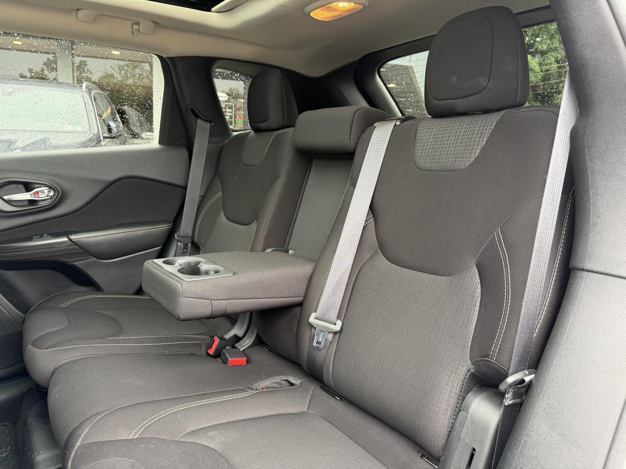 Jeep Cherokee 4WD 4dr Latitude 2016