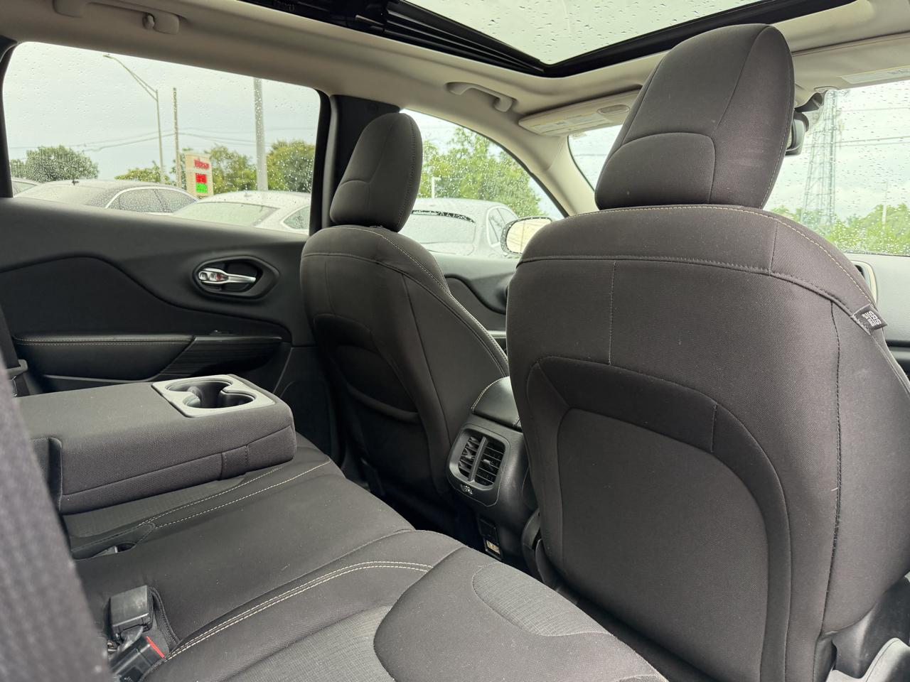 Jeep Cherokee 4WD 4dr Latitude 2016