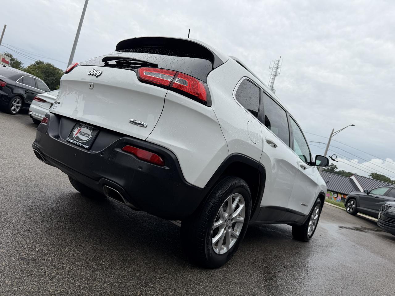 Jeep Cherokee 4WD 4dr Latitude 2016