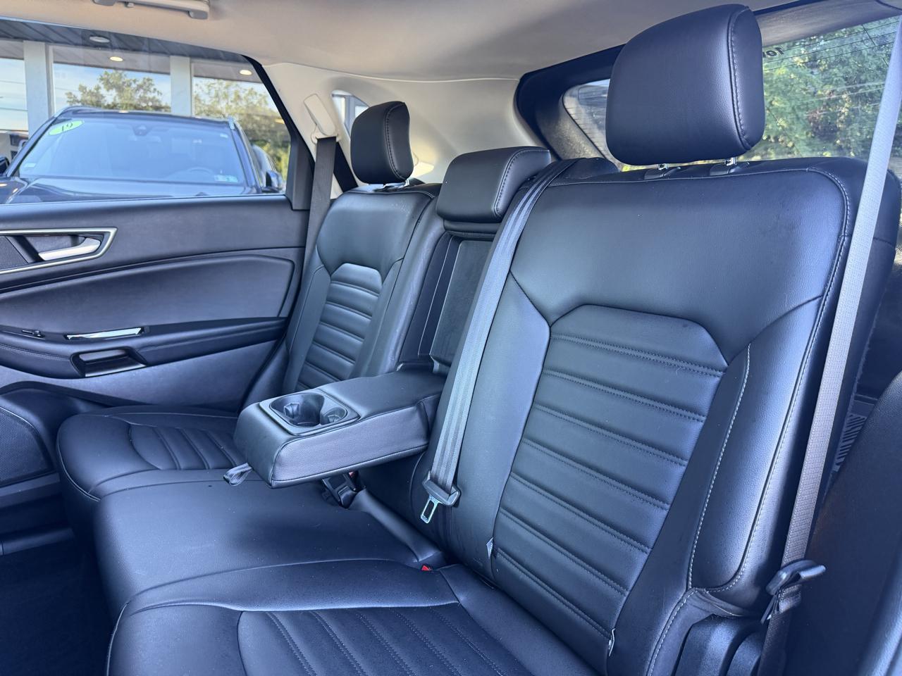 Ford Edge SEL FWD 2019