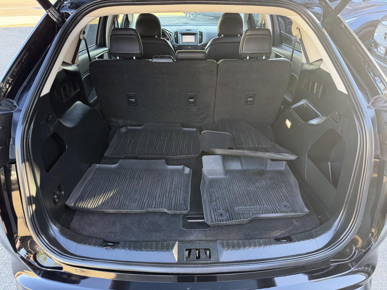 Ford Edge SEL FWD 2019