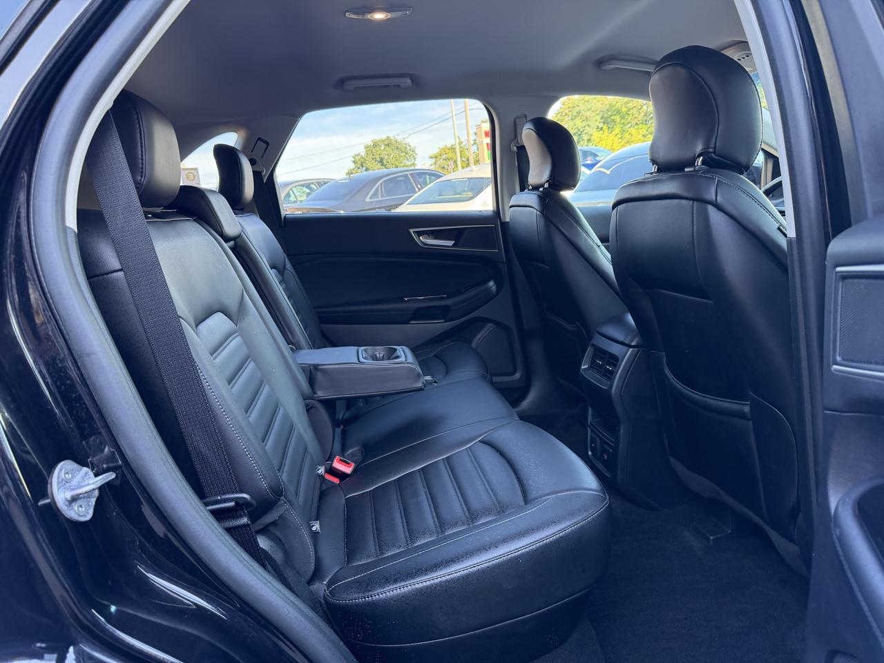 Ford Edge SEL FWD 2019