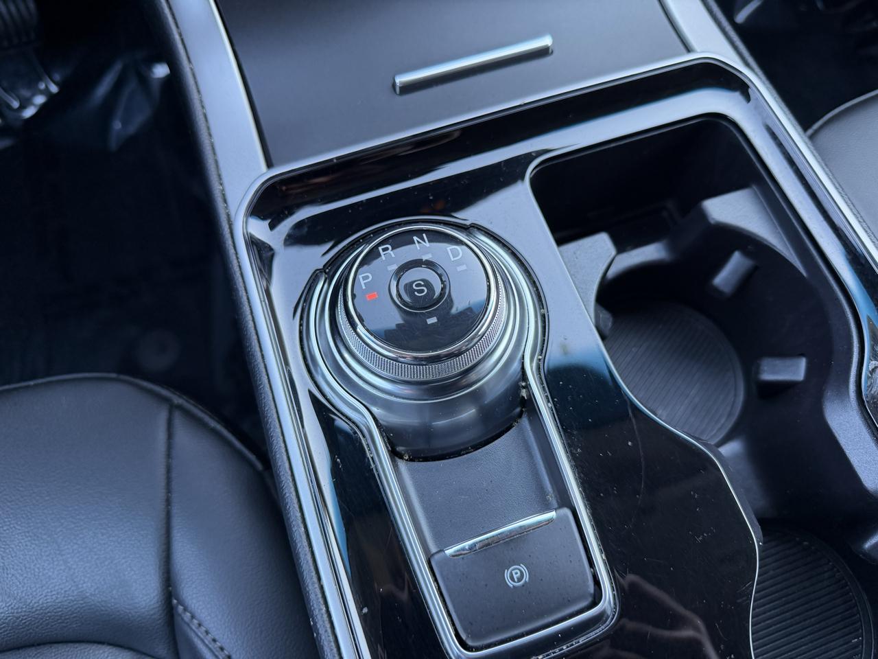 Ford Edge SEL FWD 2019