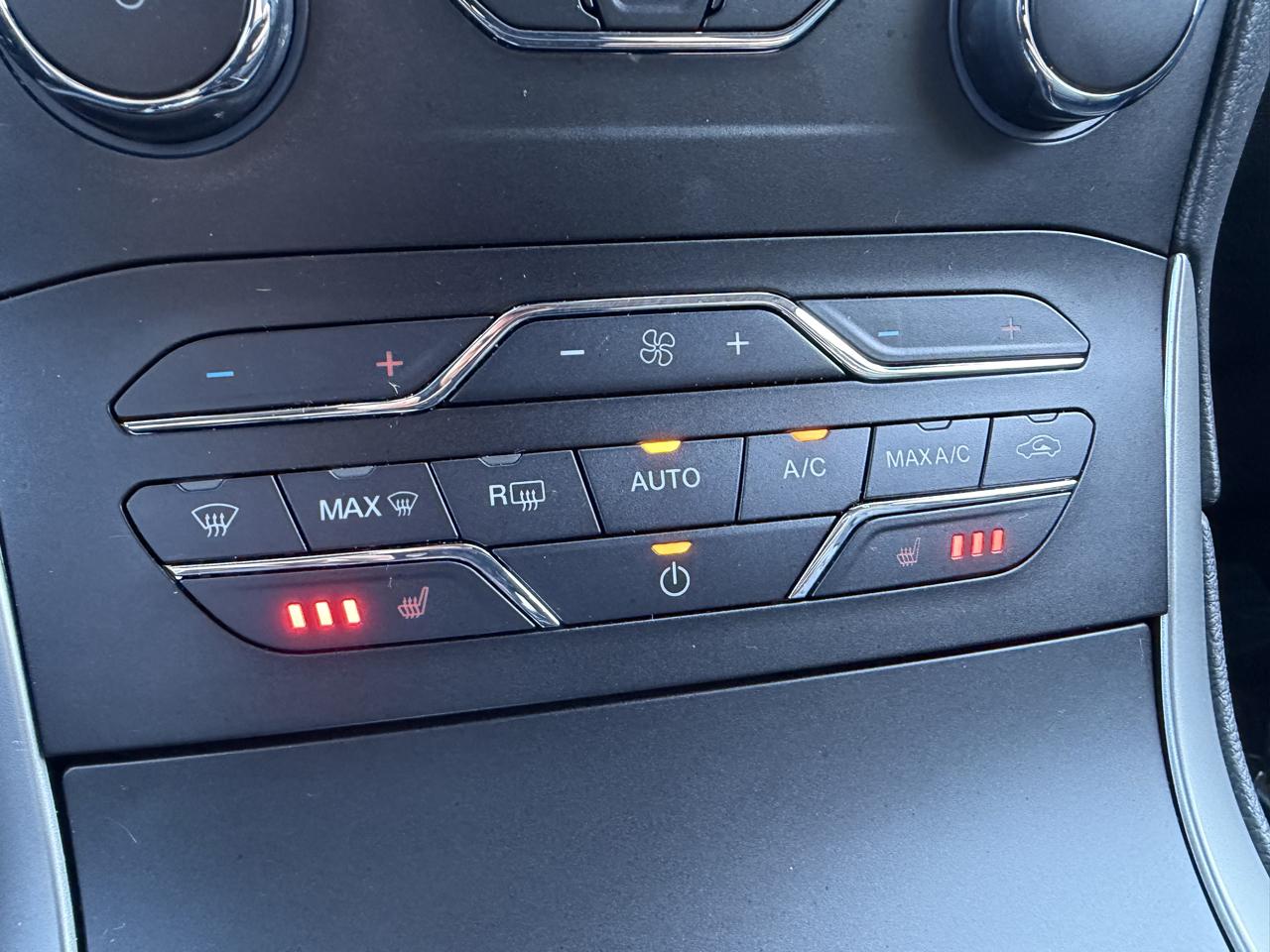 Ford Edge SEL FWD 2019