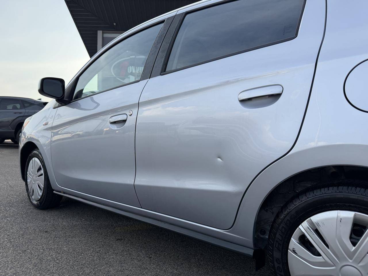Mitsubishi Mirage Carbonite Edition CVT 2021