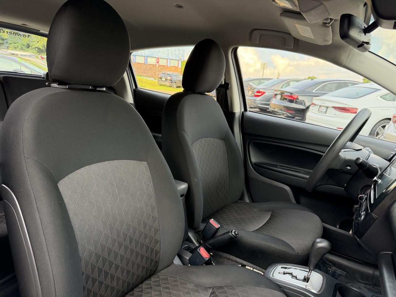 Mitsubishi Mirage Carbonite Edition CVT 2021