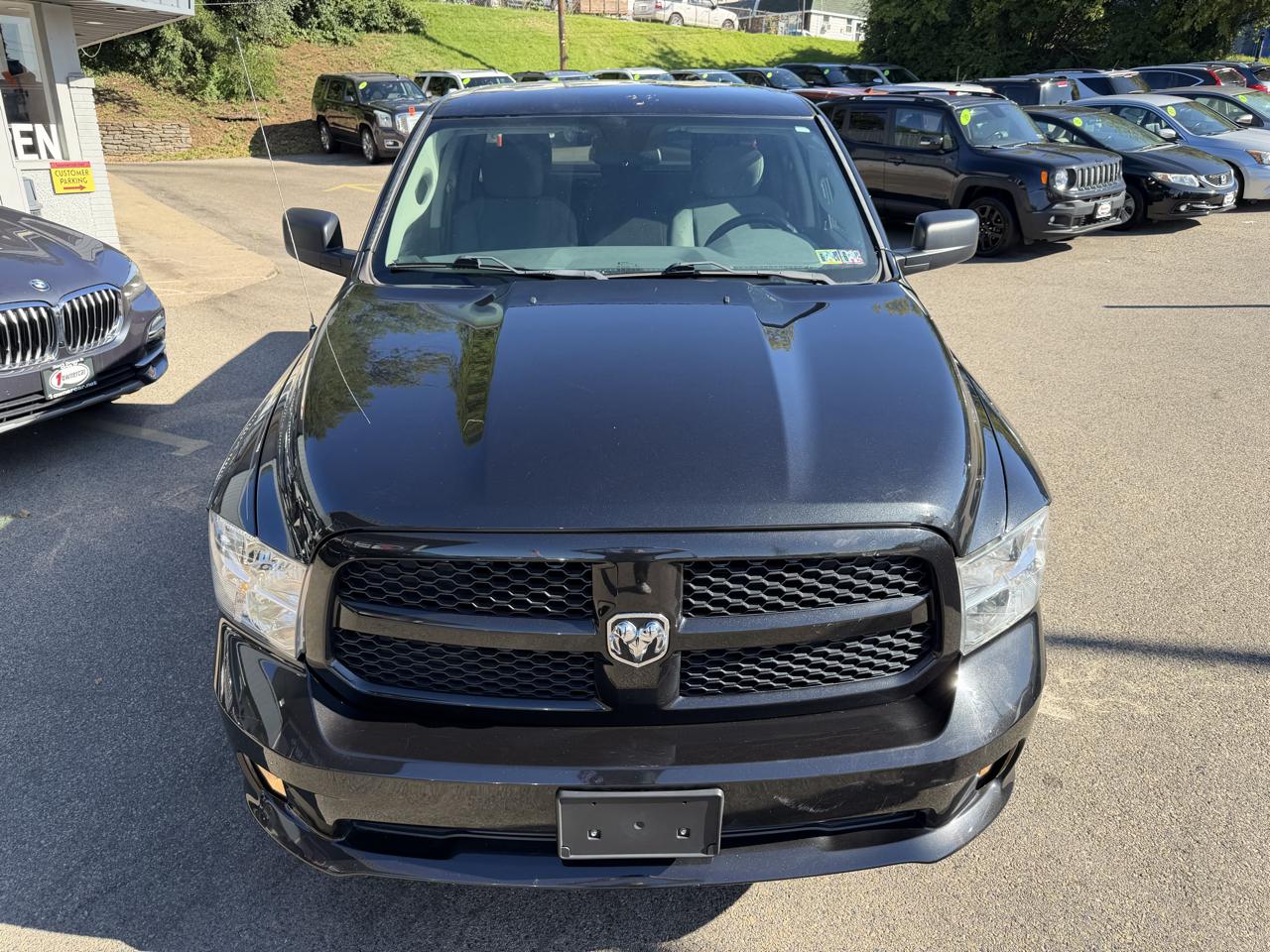 RAM 1500 Express 4x4 Quad Cab 6'4" Box 2017