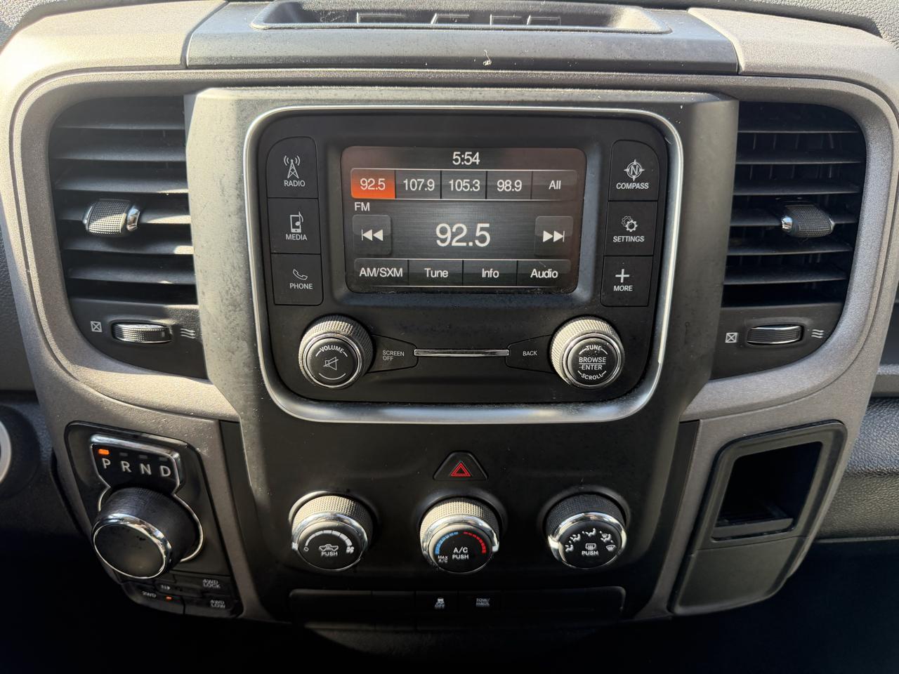 RAM 1500 Express 4x4 Quad Cab 6'4" Box 2017