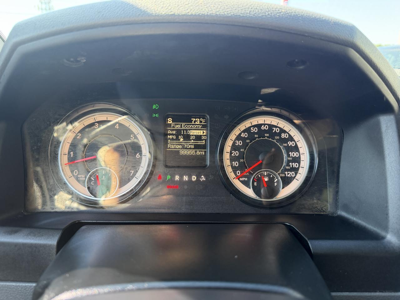 RAM 1500 Express 4x4 Quad Cab 6'4" Box 2017