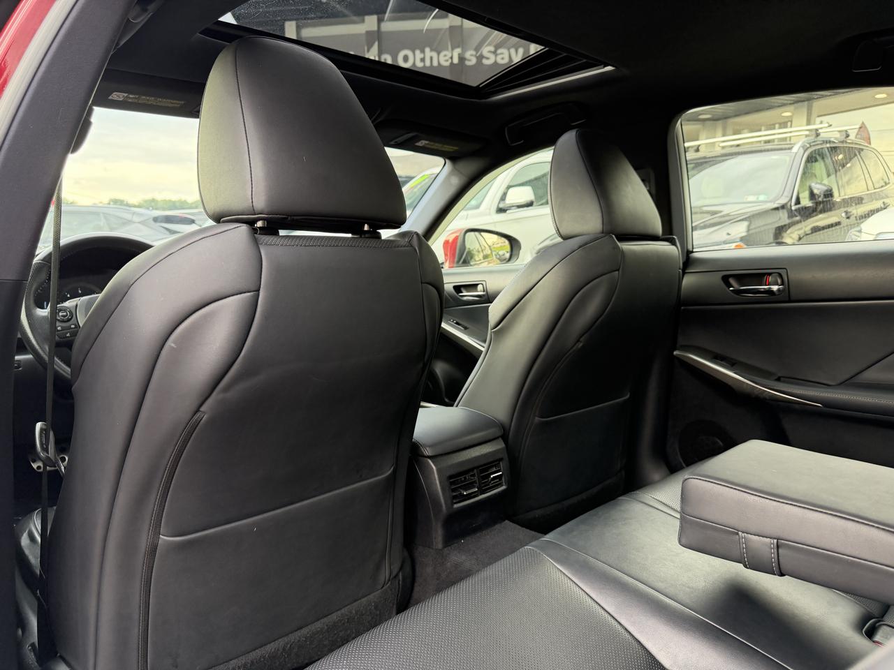 Lexus IS 250 4dr Sport Sdn Auto AWD 2014