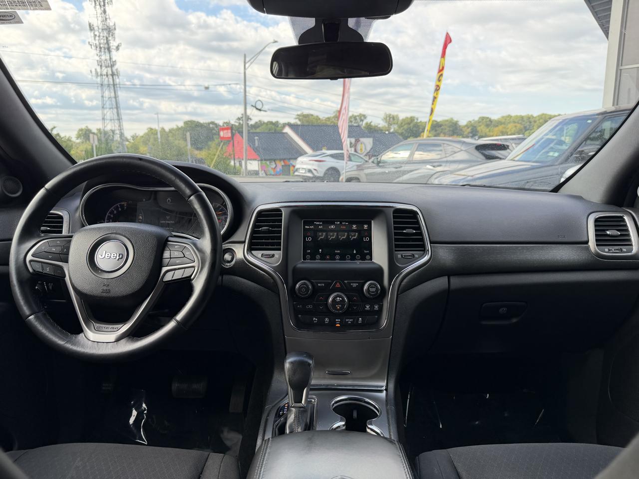 Jeep Grand Cherokee Laredo 4x4 *Ltd Avail* 2018