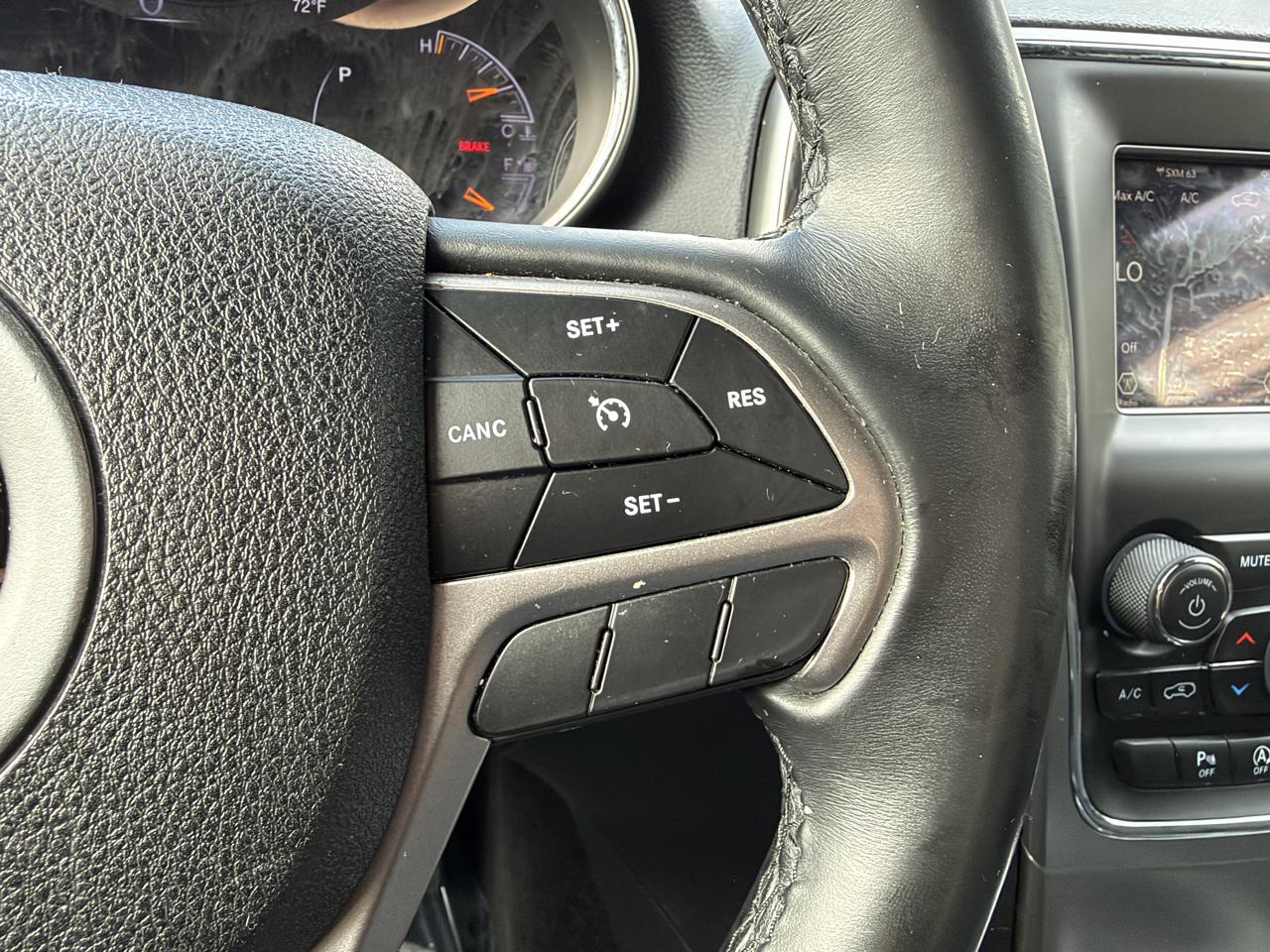 Jeep Grand Cherokee Laredo 4x4 *Ltd Avail* 2018
