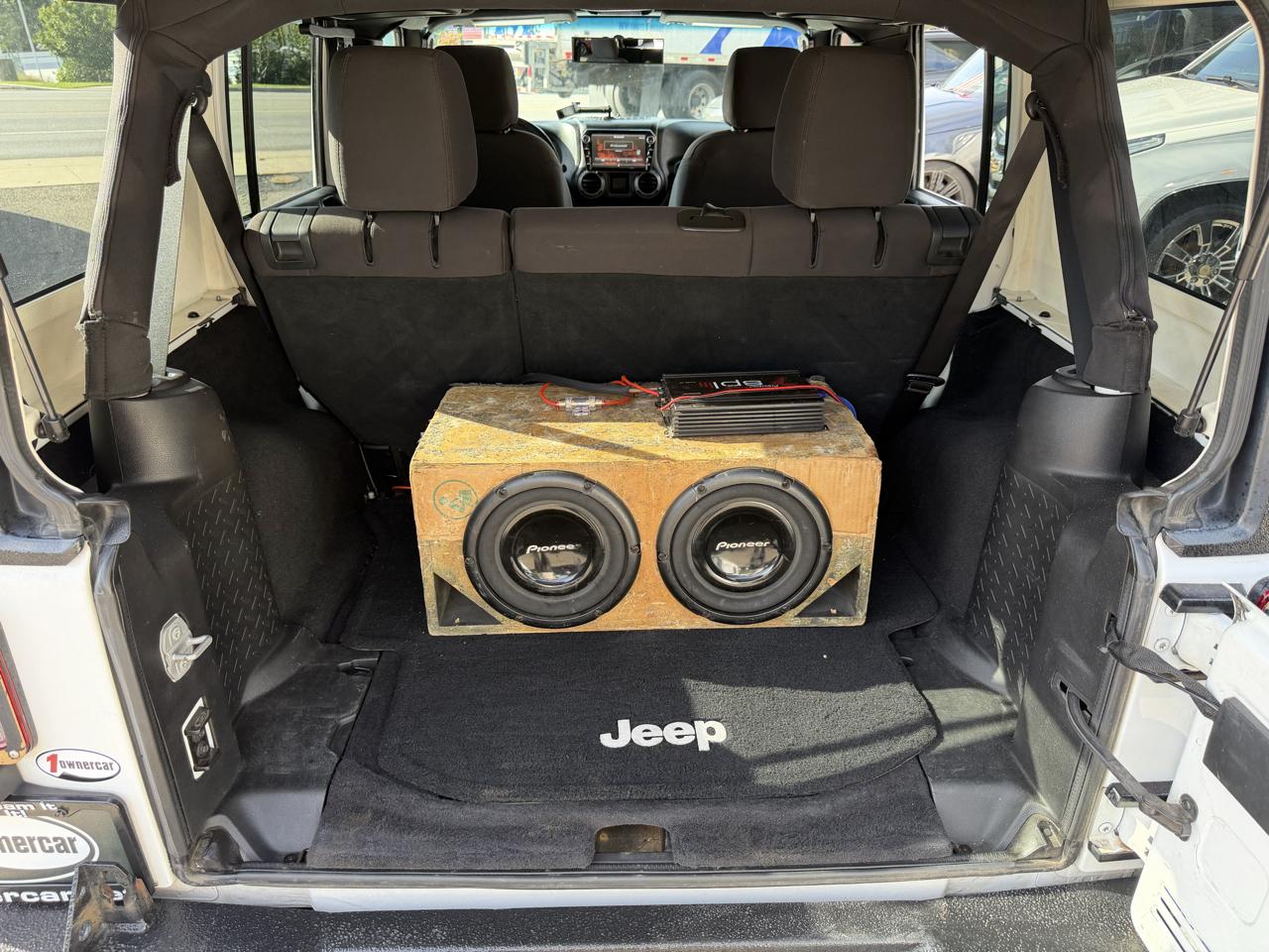 Jeep Wrangler Unlimited 4WD 4dr Sport 2015