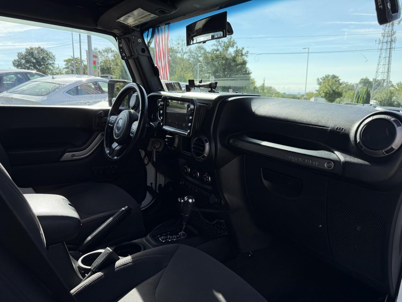 Jeep Wrangler Unlimited 4WD 4dr Sport 2015