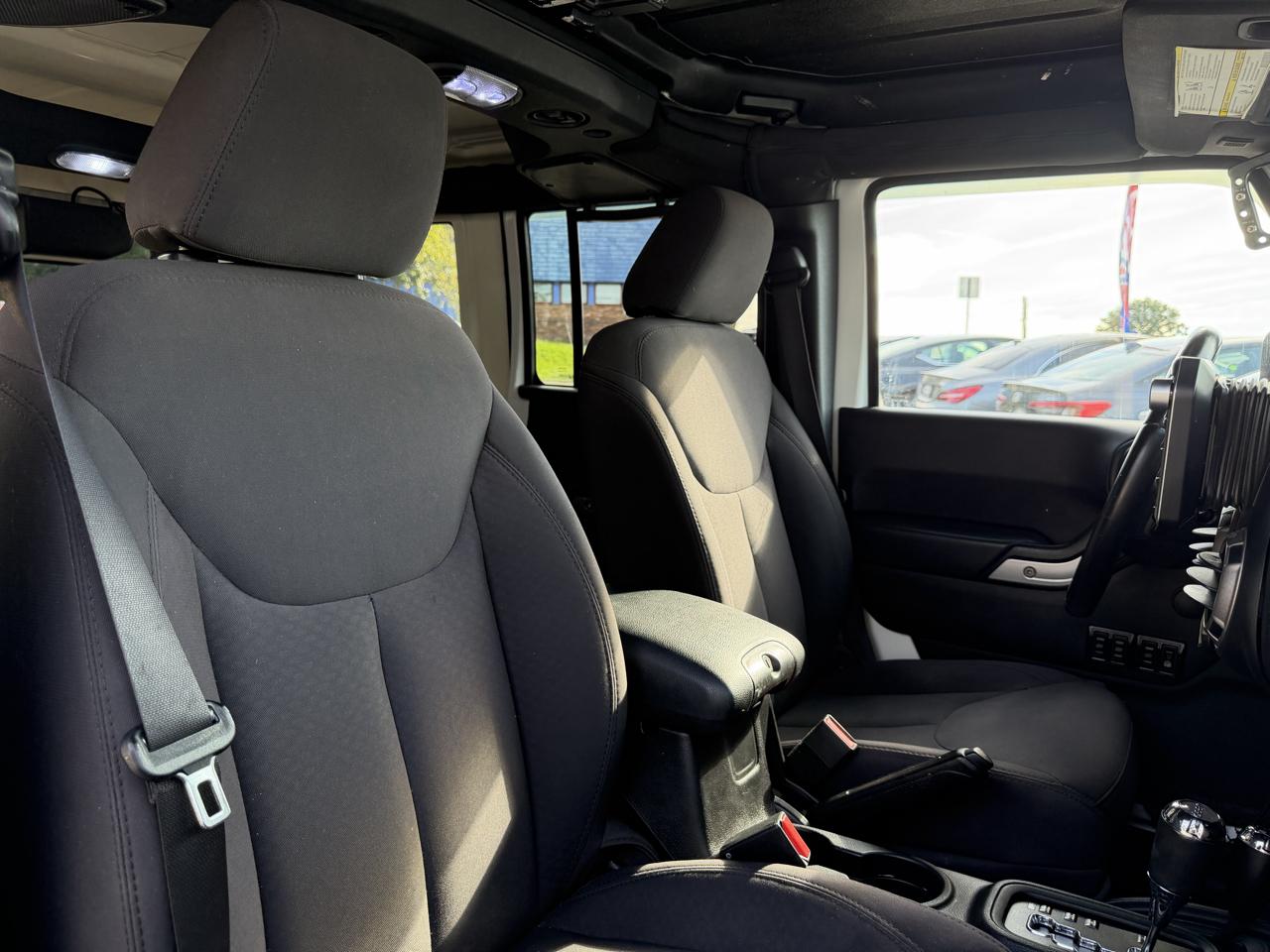 Jeep Wrangler Unlimited 4WD 4dr Sport 2015