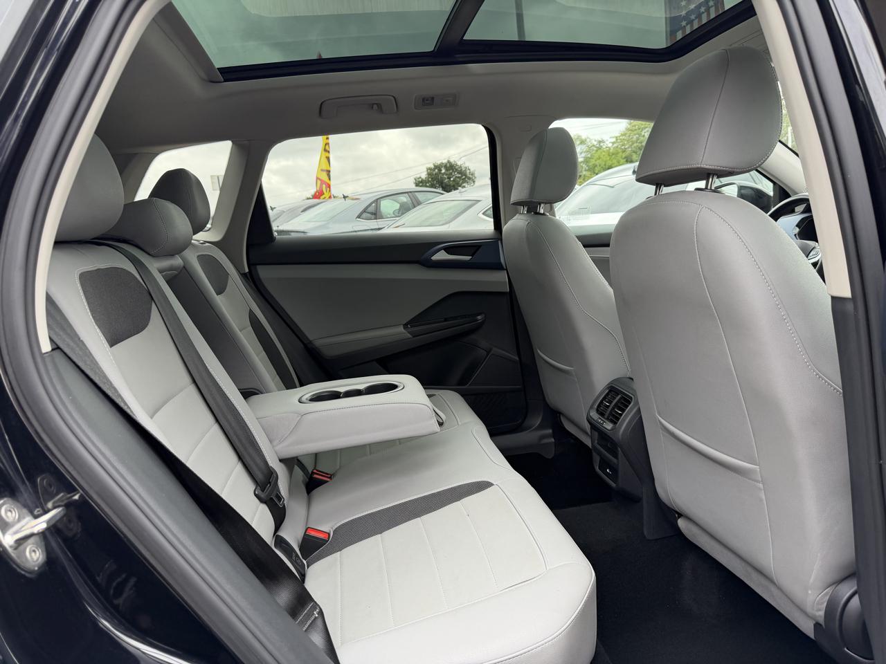 Volkswagen Taos SE 4Motion 2024