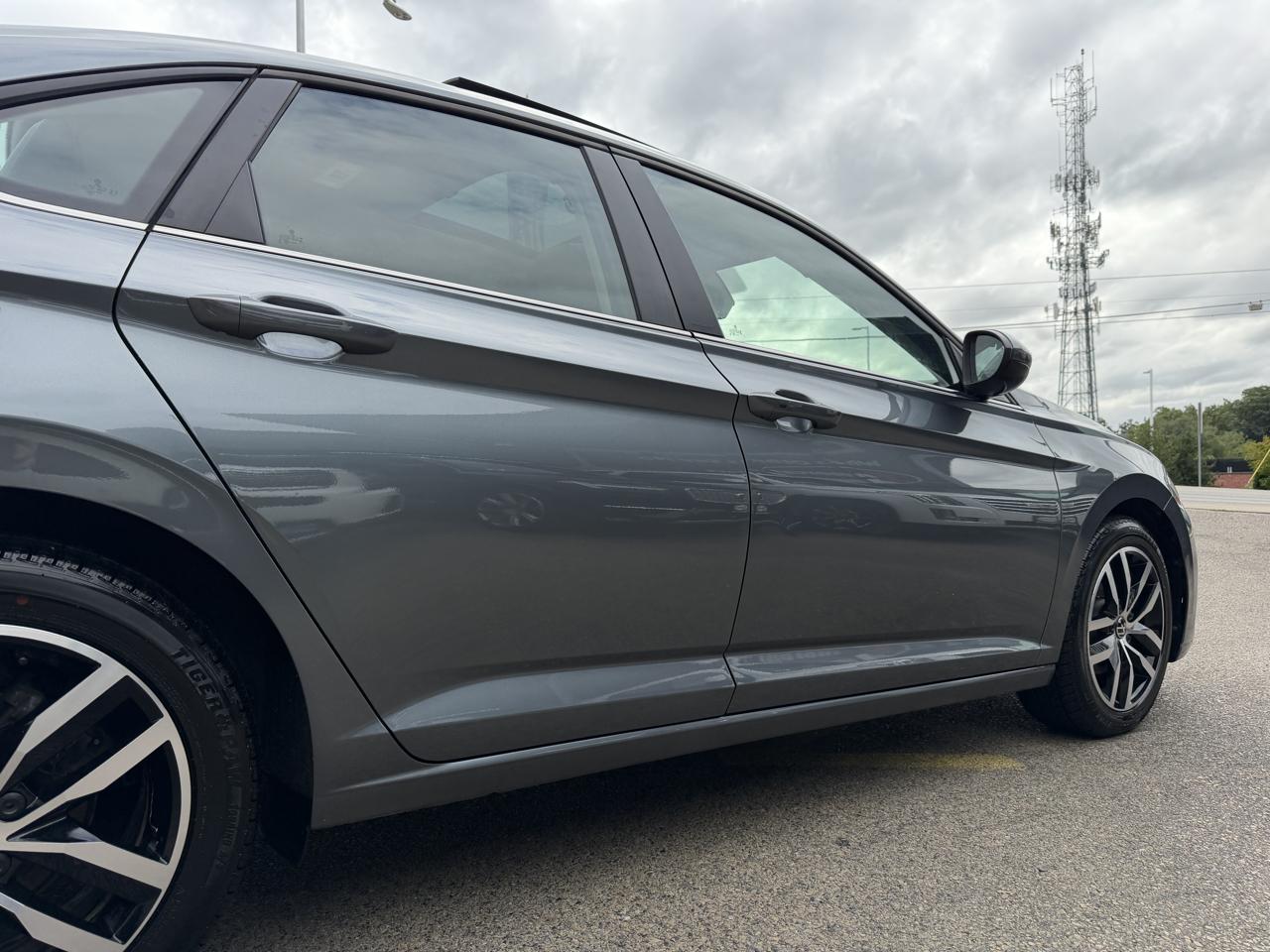 Volkswagen Jetta SE Auto 2025