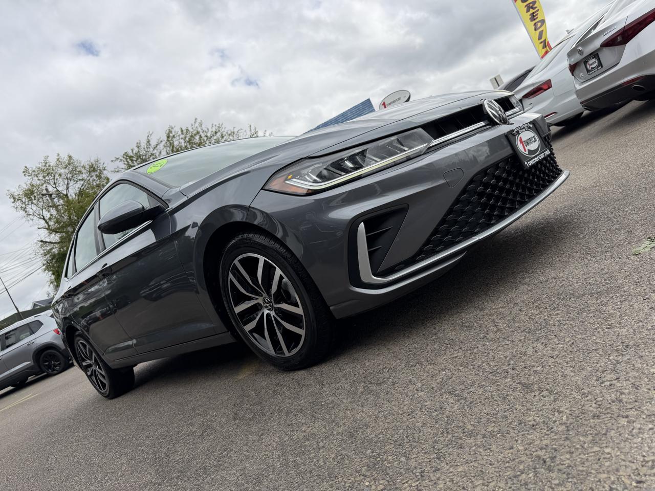 Volkswagen Jetta SE Auto 2025