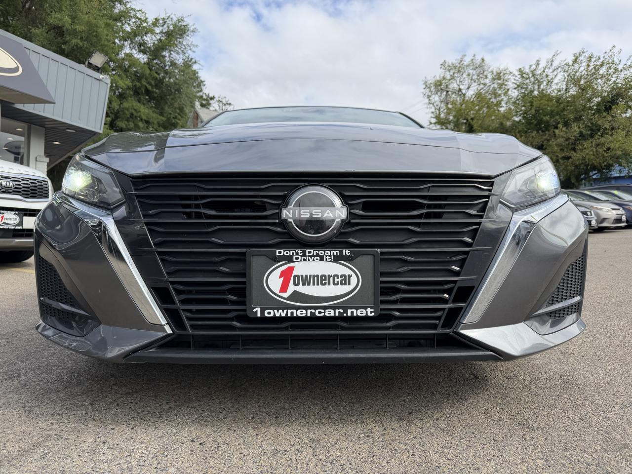 Nissan Altima 2.5 SV Sedan 2024